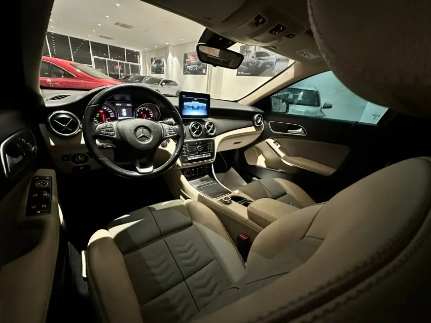 galeria GLA 200