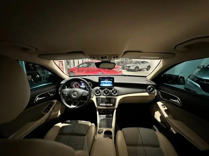 galeria GLA 200