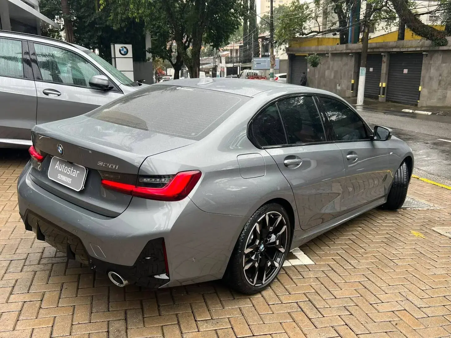 galeria 320i