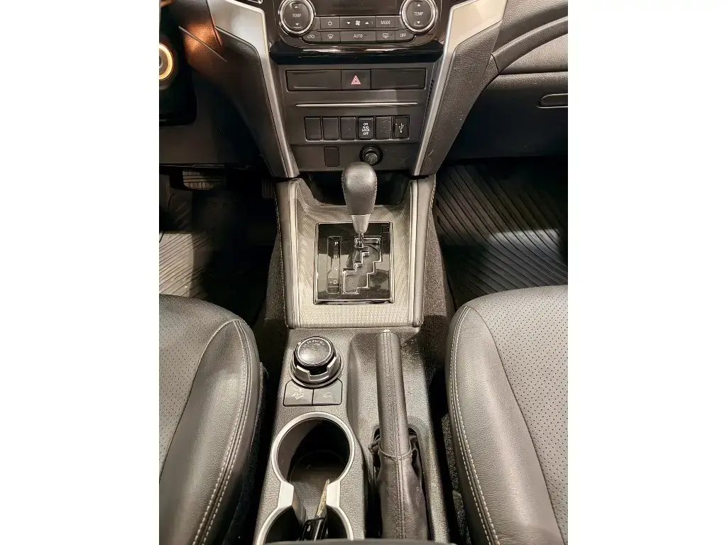 galeria L200 TRITON