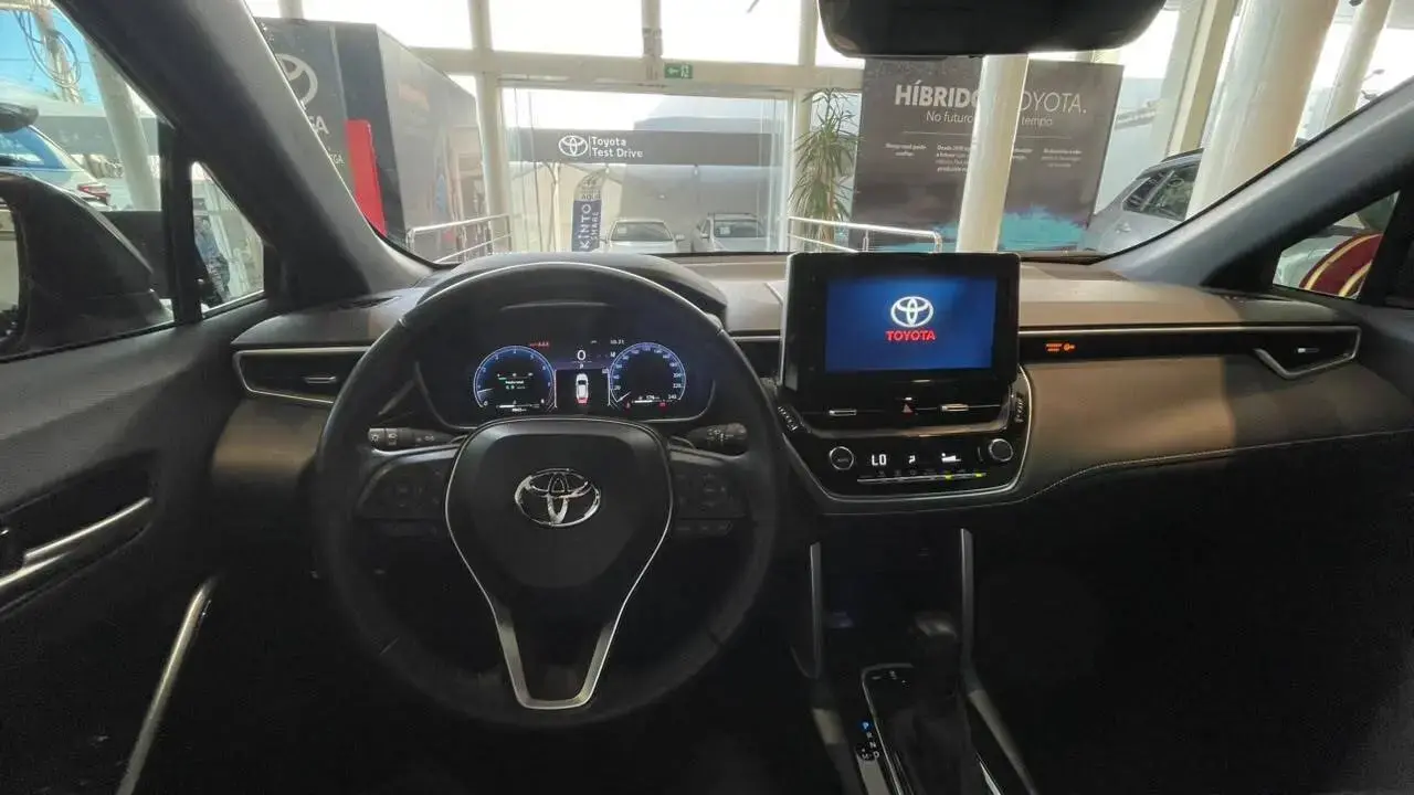 galeria COROLLA CROSS