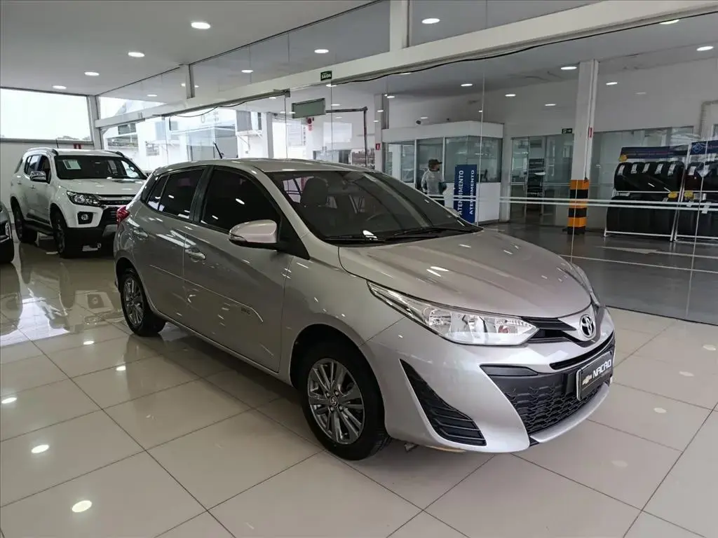galeria YARIS