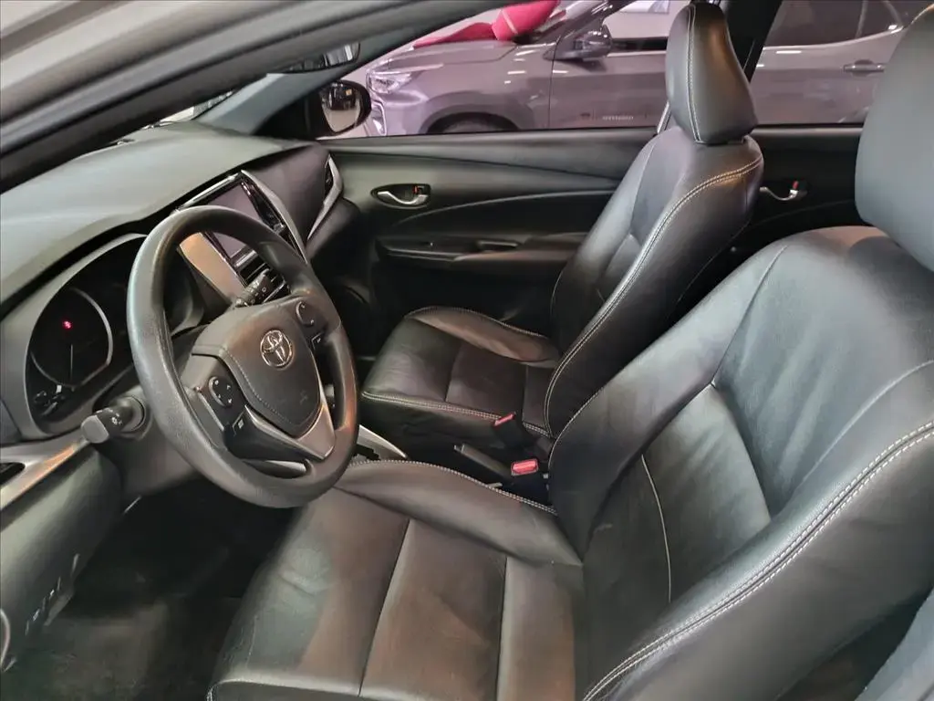 galeria YARIS