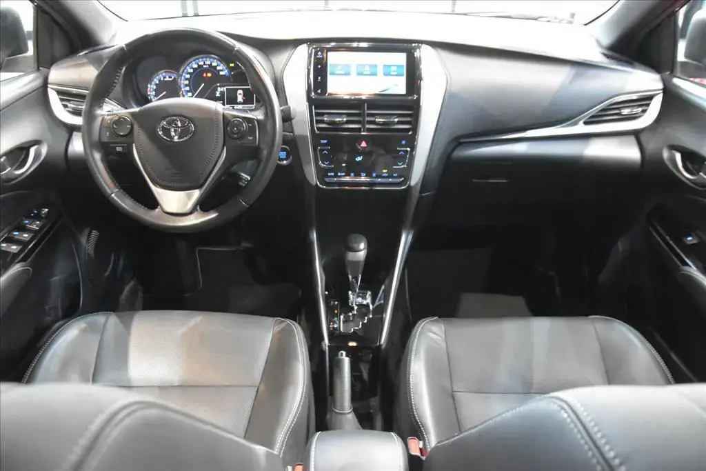 galeria YARIS