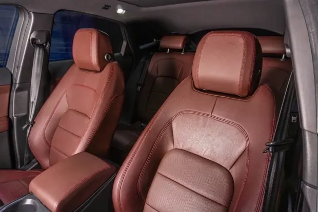 Jaguar E-PACE 2.0 16V P250 FLEX R-DYNAMIC SE AWD AUTOMÁTICO