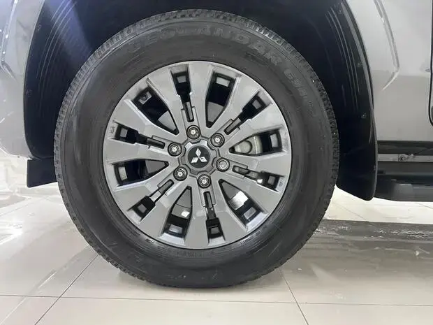 Mitsubishi Triton HPE