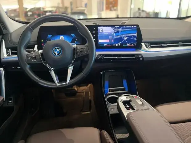 Bmw iX1 eDrive20 X Line (Aut.) (Elétrico)