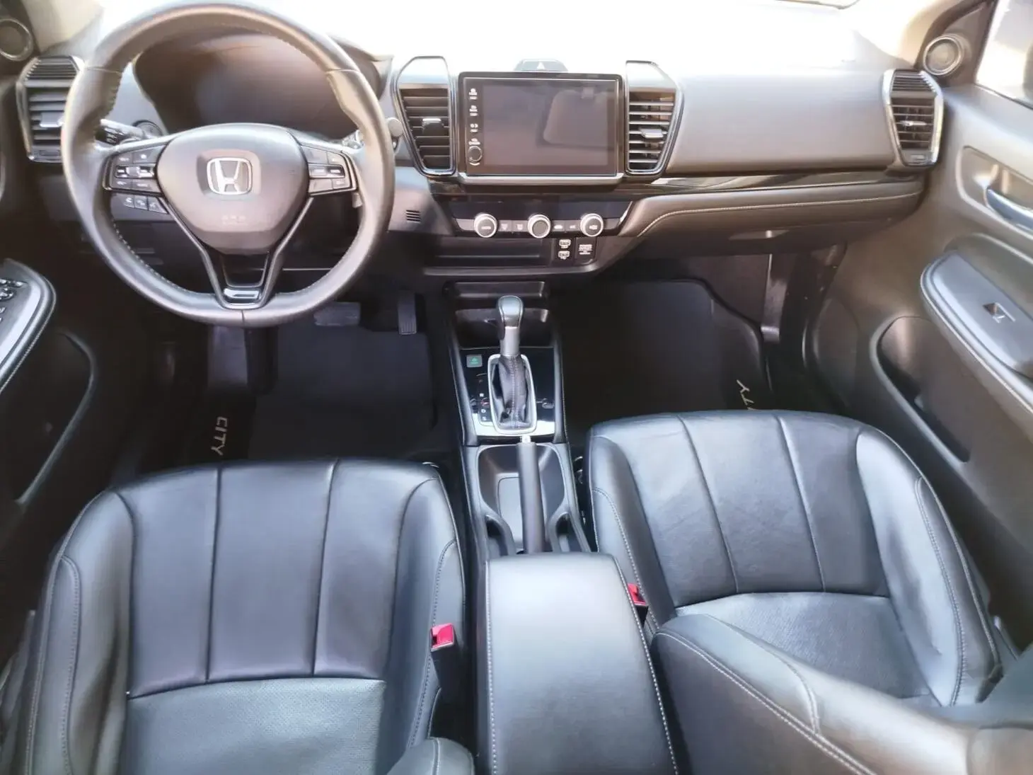 galeria CITY SEDAN EXL