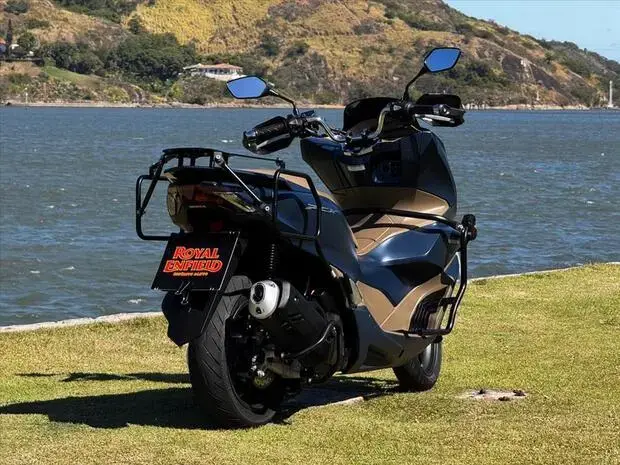 Honda PCX 160 DLX