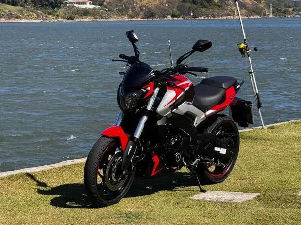 Bajaj DOMINAR 250