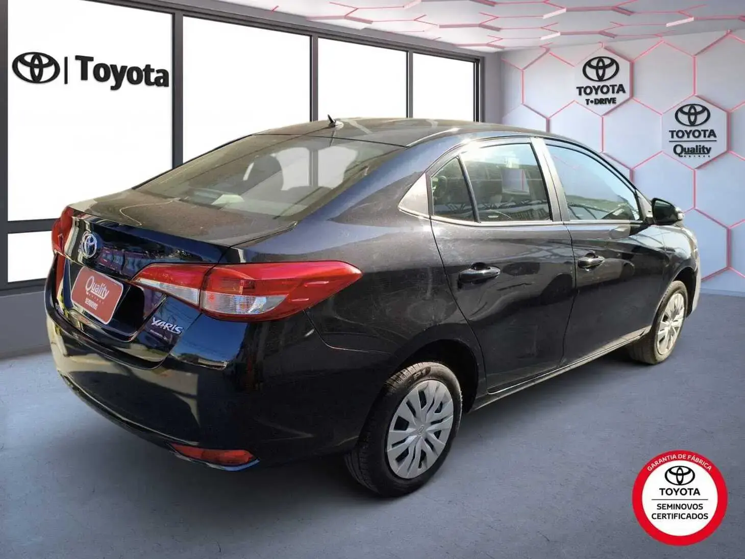 galeria Yaris Sedan