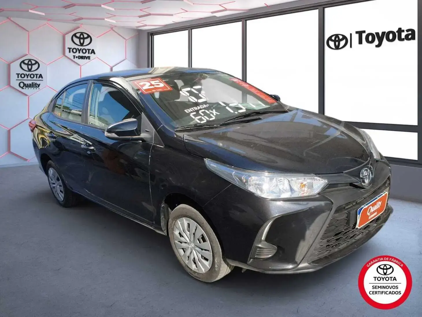 galeria Yaris Sedan