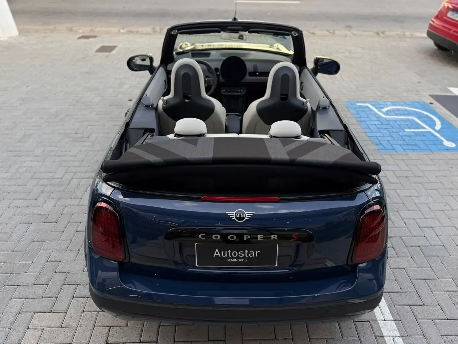 galeria Cooper Cabrio