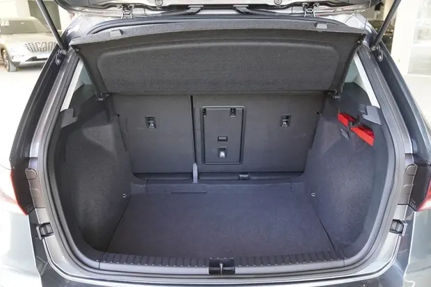 Volkswagen TAOS 1.4 250 TSI TOTAL FLEX COMFORTLINE AUTOMÁTICO