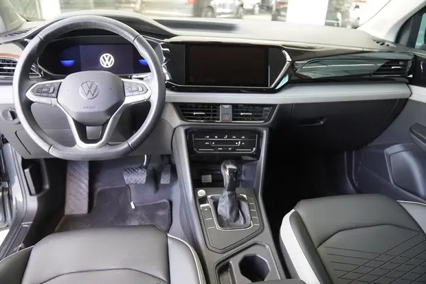 Volkswagen TAOS 1.4 250 TSI TOTAL FLEX COMFORTLINE AUTOMÁTICO