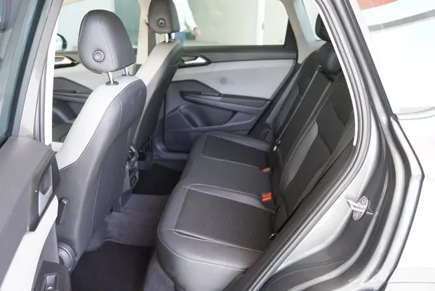 Volkswagen TAOS 1.4 250 TSI TOTAL FLEX COMFORTLINE AUTOMÁTICO