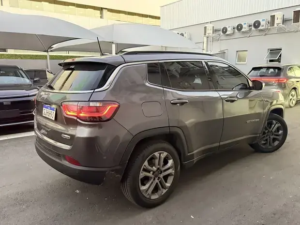 Jeep COMPASS 1.3 T270 TURBO FLEX LONGITUDE AT6