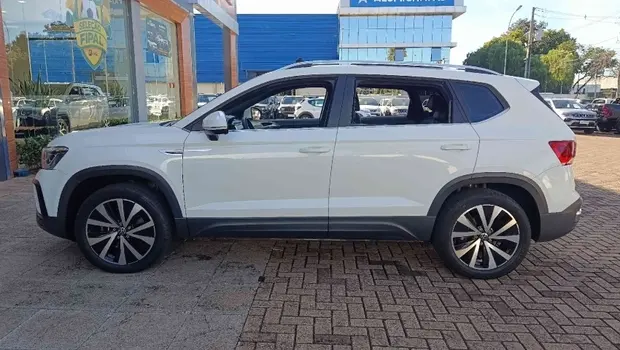 Volkswagen TAOS 1.4 250 TSI TOTAL FLEX HIGHLINE AUTOMÁTICO