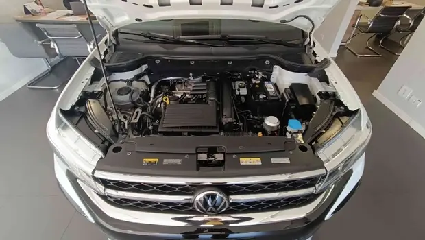 Volkswagen TAOS 1.4 250 TSI TOTAL FLEX HIGHLINE AUTOMÁTICO