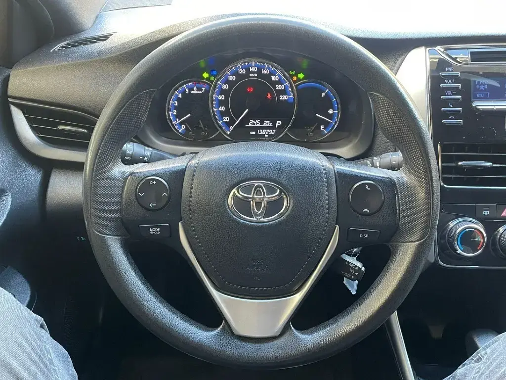 galeria YARIS