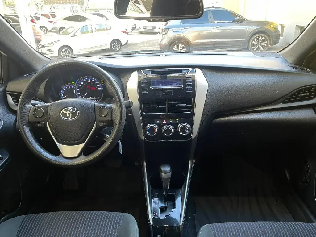 galeria YARIS