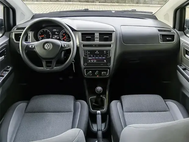 Volkswagen FOX 1.6 MSI TOTAL FLEX CONNECT 4P MANUAL