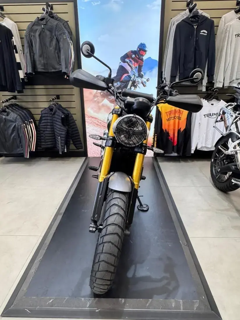 galeria Scrambler