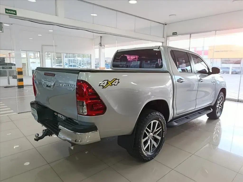 galeria HILUX