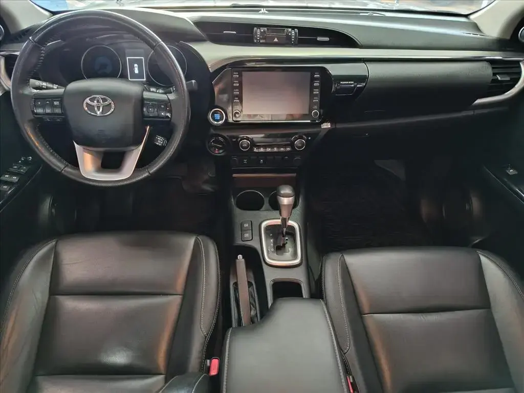 galeria HILUX
