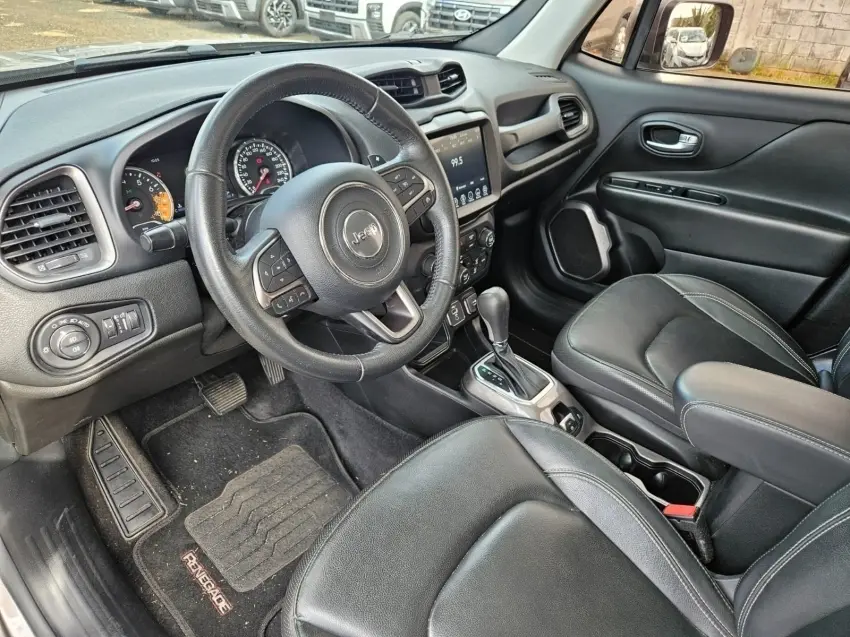 galeria RENEGADE
