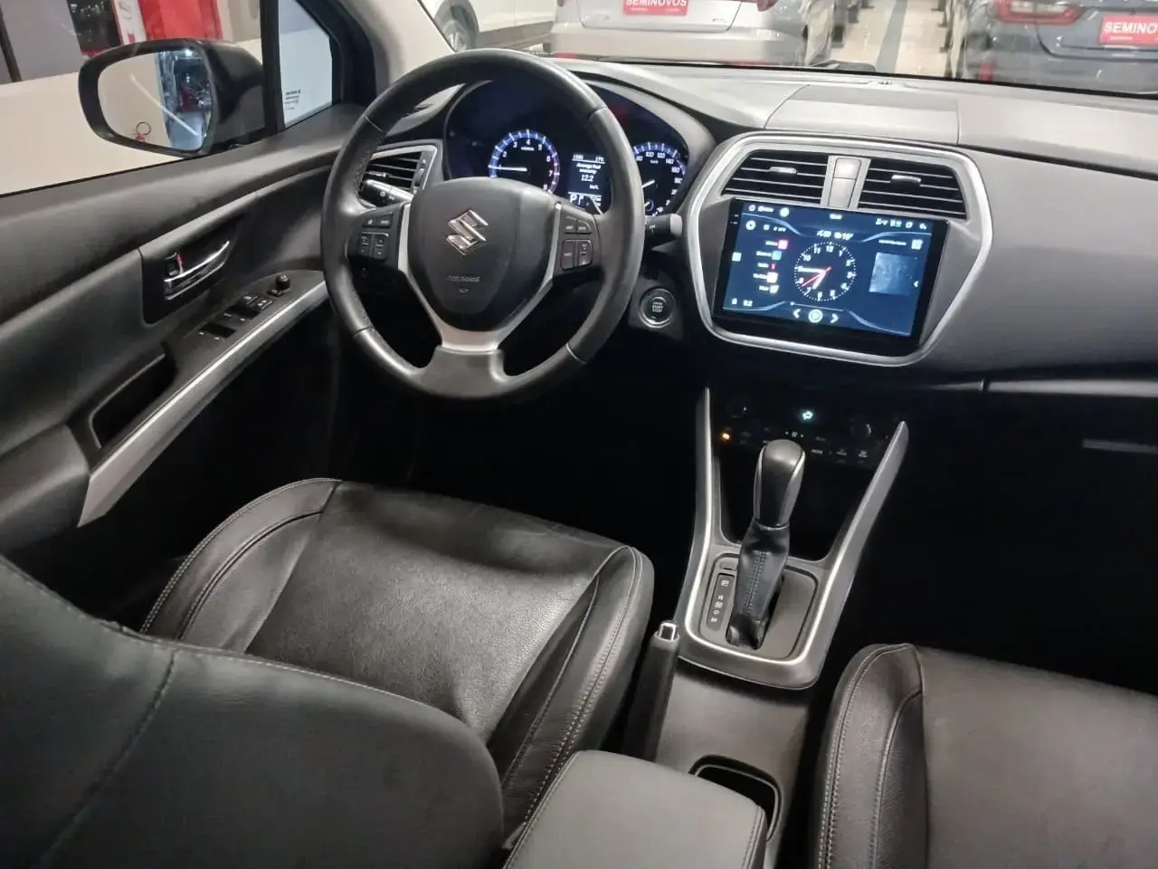 galeria S-Cross