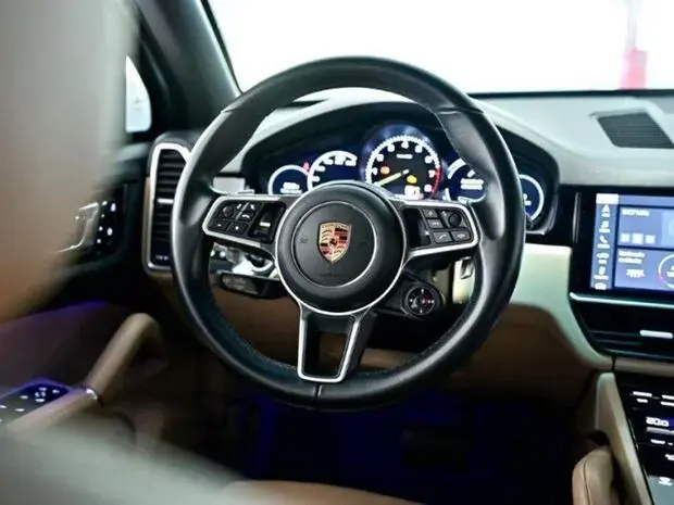 Porsche Cayenne E-Hybrid 3.0 V6