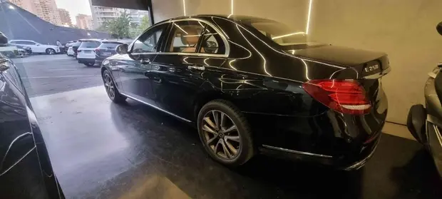 Mercedes Benz E 250 2.0 CGI GASOLINA EXCLUSIVE 9G-TRONIC