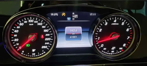 Mercedes Benz E 250 2.0 CGI GASOLINA EXCLUSIVE 9G-TRONIC