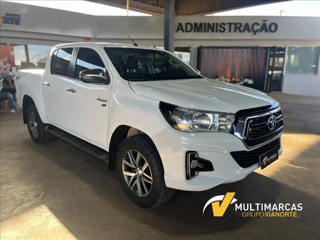 galeria HILUX
