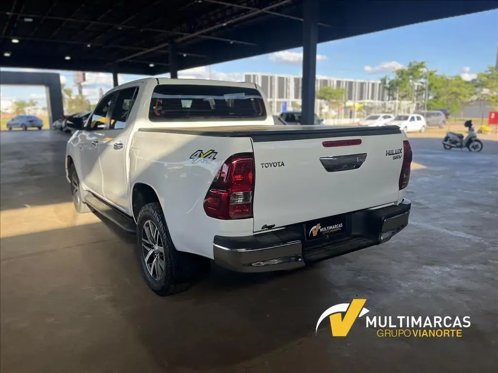 galeria HILUX