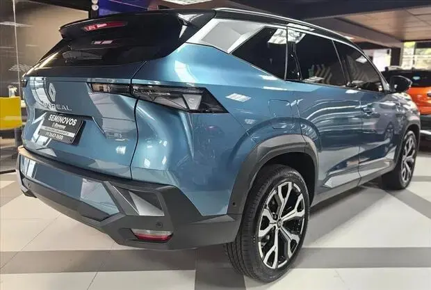 Renault BOREAL 1.3 TCE FLEX ICONIC EDC