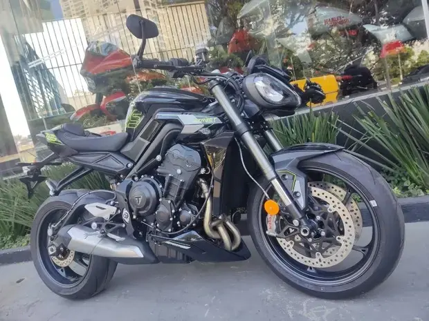 Triumph Street Triple 765 RS