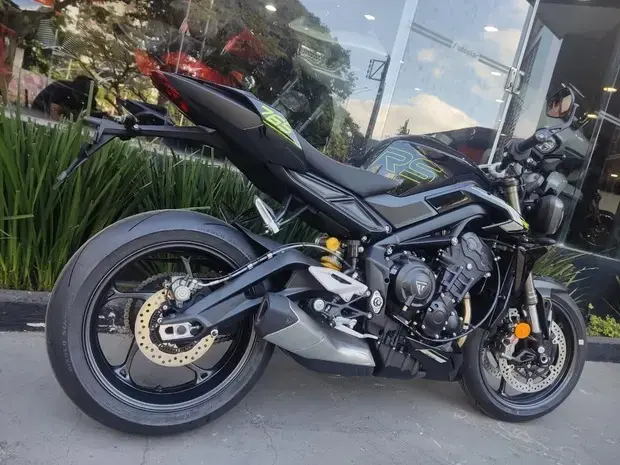 Triumph Street Triple 765 RS