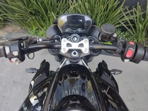 Triumph Street Triple 765 RS