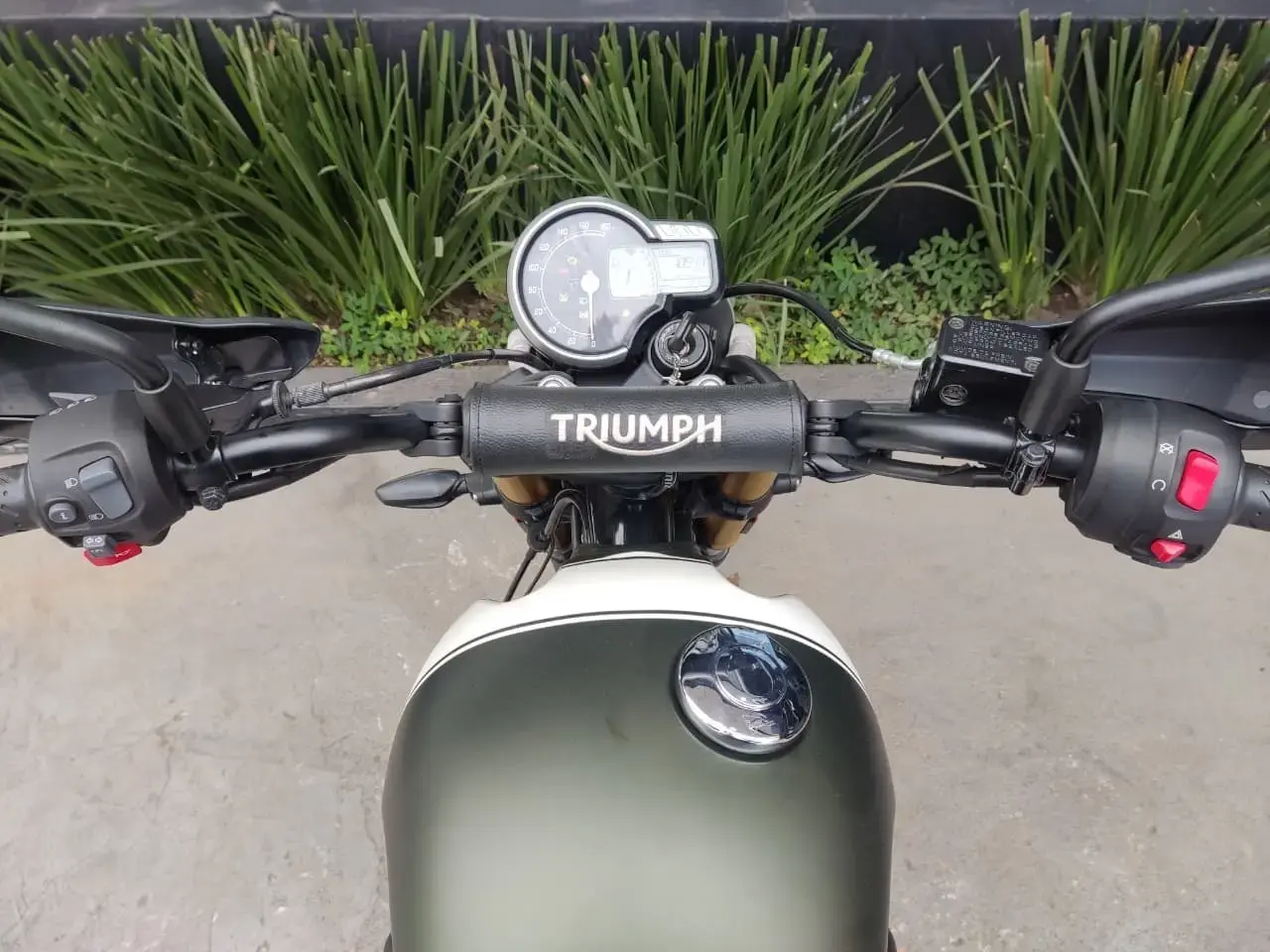 galeria Scrambler 400 X