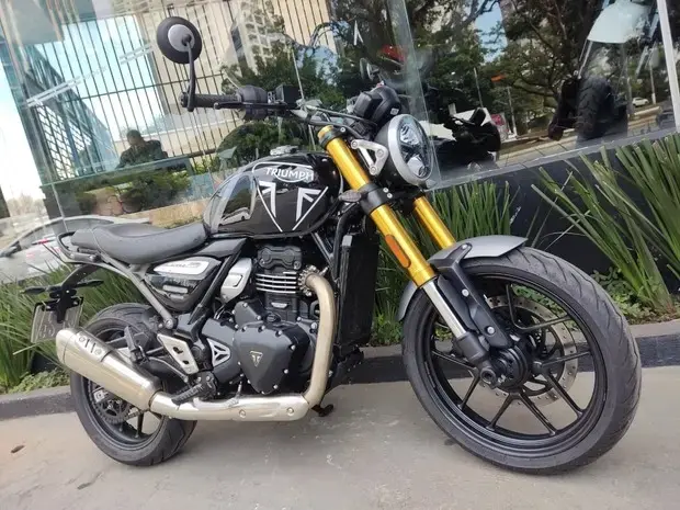 Triumph Speed 400 ABS