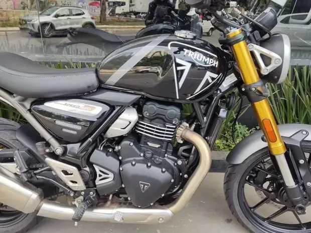 Triumph Speed 400 ABS