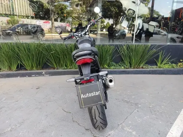 Triumph Speed 400 ABS