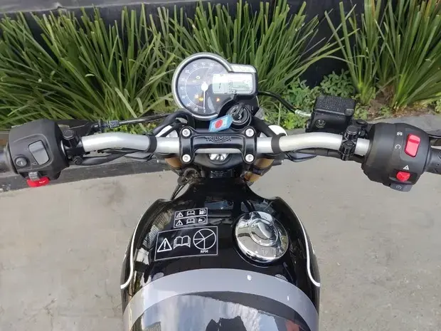Triumph Speed 400 ABS