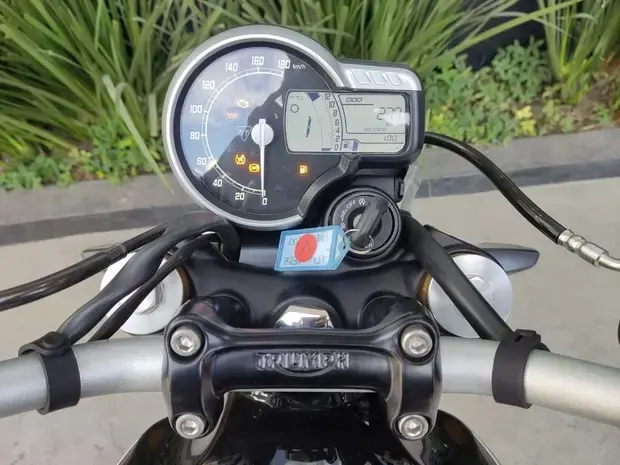 Triumph Speed 400 ABS