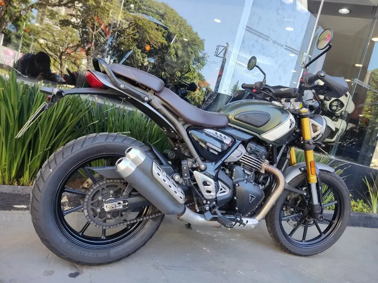 galeria Scrambler 400 X
