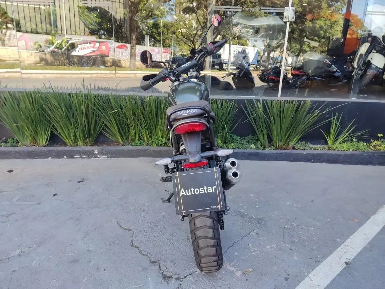 galeria Scrambler 400 X