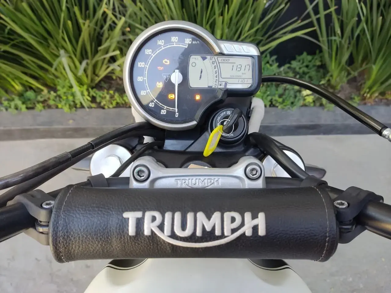 galeria Scrambler 400 X