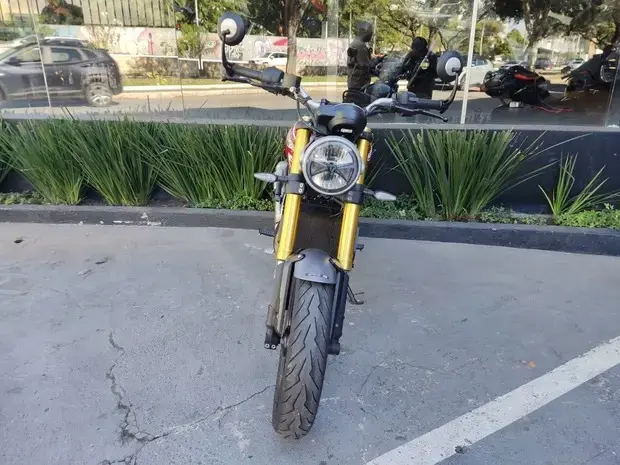 Triumph Speed 400 ABS